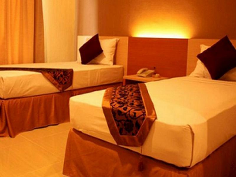 Hotel Delta Sinar Mayang Sidoarjo Esterno foto